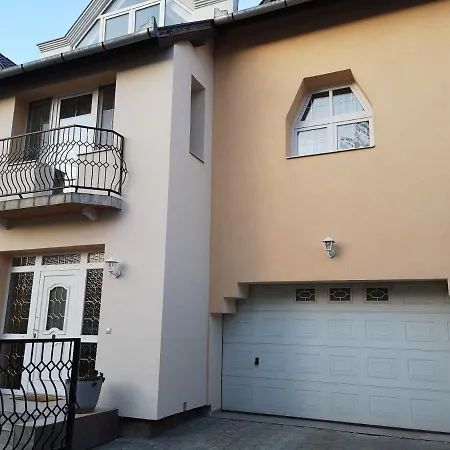 Hotello Apartmanhaz Es Panzio Zalaegerszeg Exterior photo