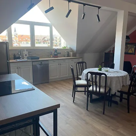 Hotello Apartmanhaz Es Panzio Zalaegerszeg Exterior photo