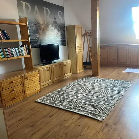 Hotello Apartmanhaz Es Panzio Zalaegerszeg Exterior photo