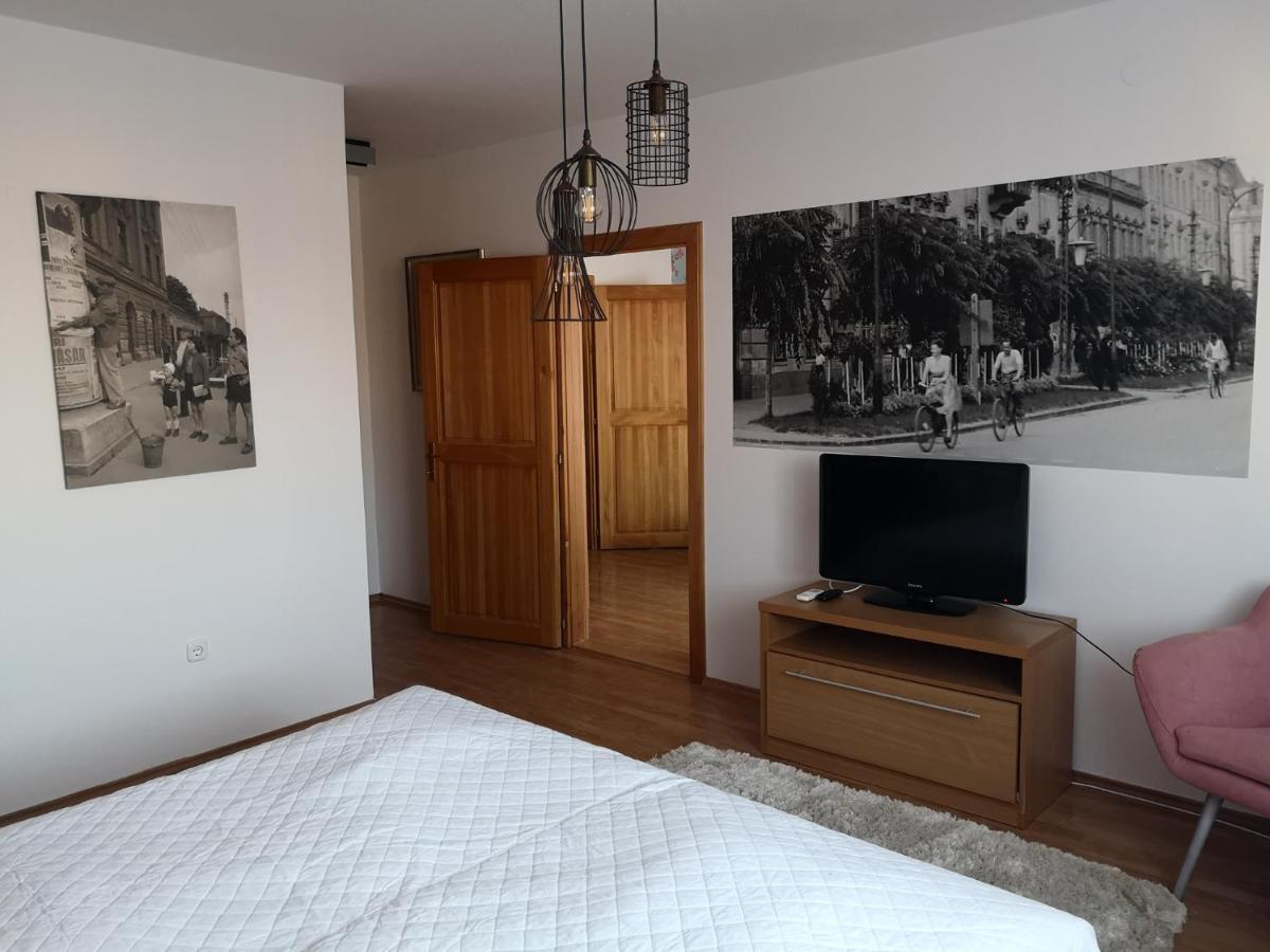 Apartment Hotello Apartmanhaz Es Panzio