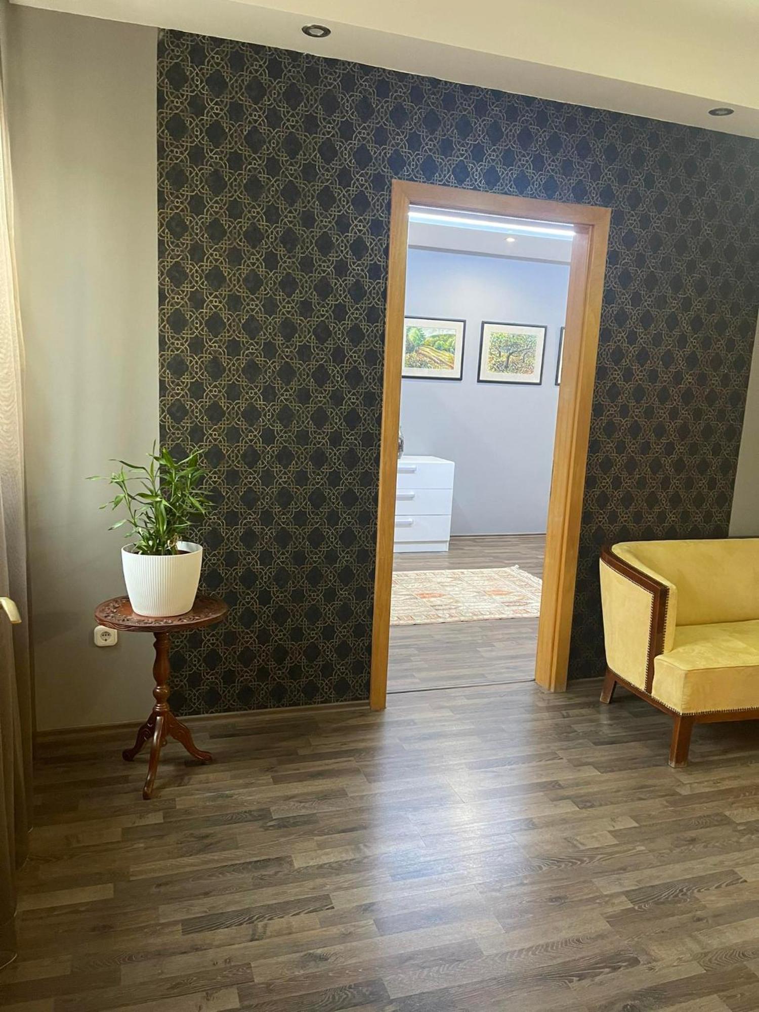 Hotello Apartmanhaz Es Panzio Apartment *