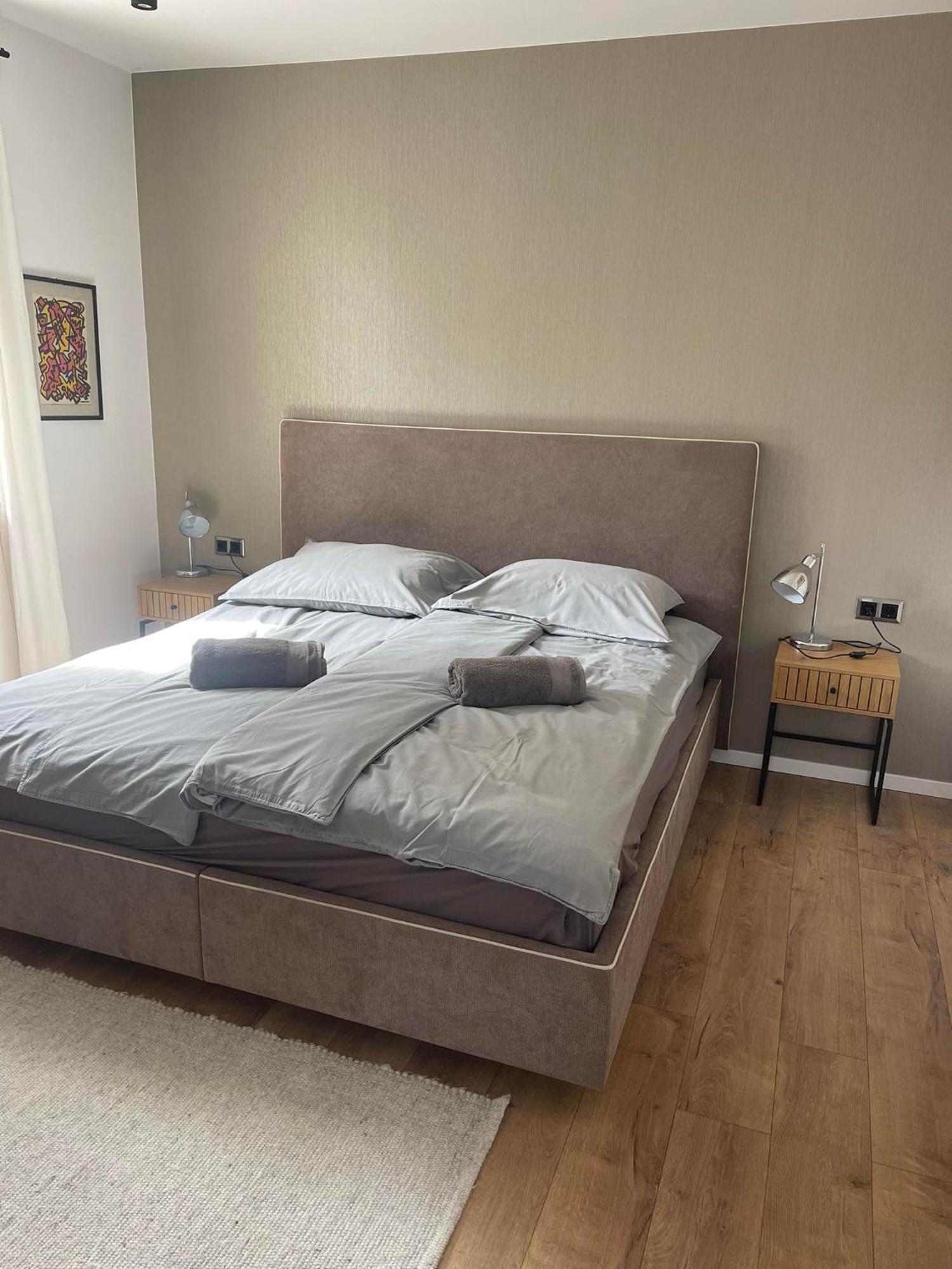 Apartment Hotello Apartmanhaz Es Panzio *