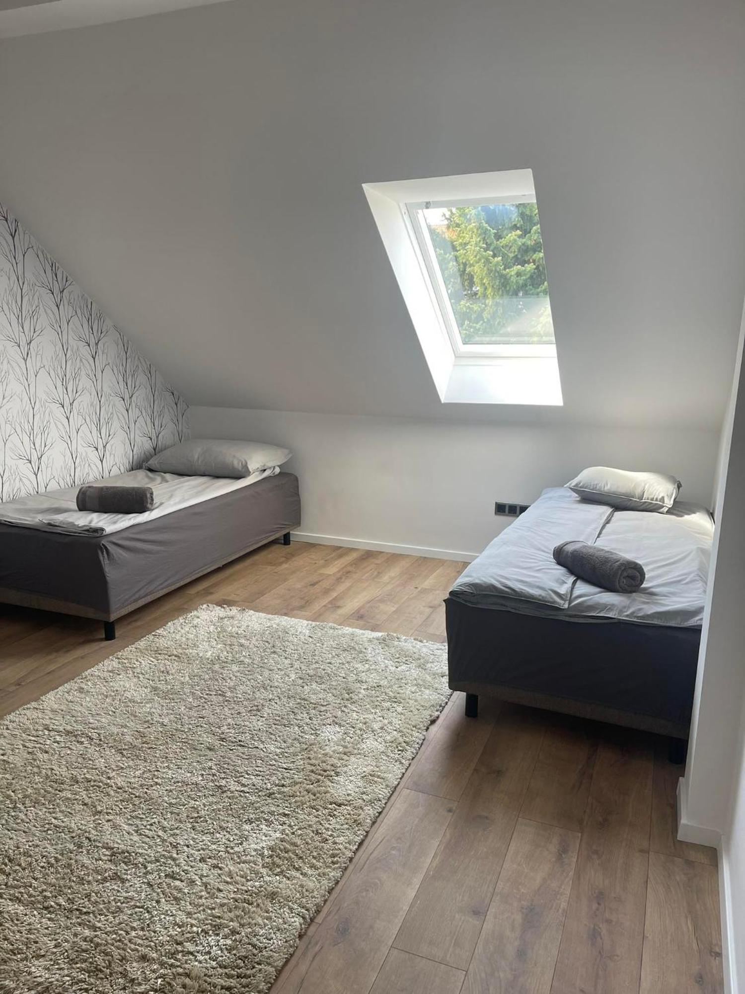 Hotello Apartmanhaz Es Panzio *